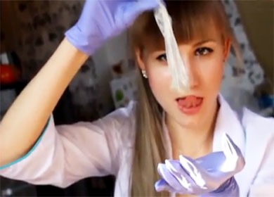Русская девушка выпила сперму из презерватива