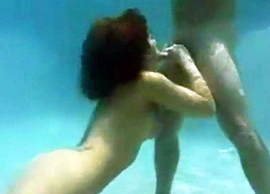 Секс под водой ▶️ видео про подводную еблю онлайн в HQ
