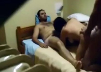 Арабский секс втроем